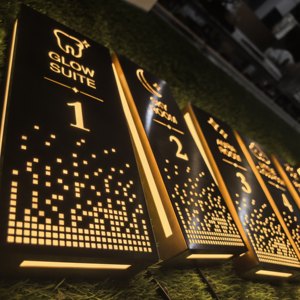 <span class=keywords><strong>ป้าย</strong></span>เลขห้องพักโรงแรมแบบมีไฟ LED ติดผนังอะคริลิคสแตนเลสพร้อมโลโก้สั่งทำ - Product Image 3