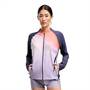 Chaqueta Deportiva para Mujer con Cierre Frontal, Manga Larga, Color Degradado, Ribete en Contraste, Secado Rápido, Corte Regular, Protección UV, Diseño a Cuadros - Product Image 1