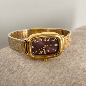 Relojes de mujer vintage y versátiles, relojes de cuarzo de nicho y alta gama, relojes de mujer al por mayor, impermeables y de estilo vintage. - Product Image 4