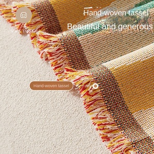 Funda de Sofá Impermeable 2025 con Patrón Geométrico Moderno para las Cuatro Estaciones, Universal, de 3 Plazas, Cubre Completamente, Antipolvo, 100% Poliéster - Product Image 4