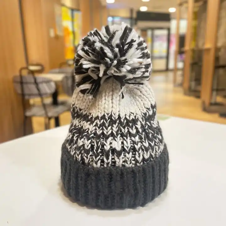 Jacquard Knit Pom-Pom Hat in Black & Grey