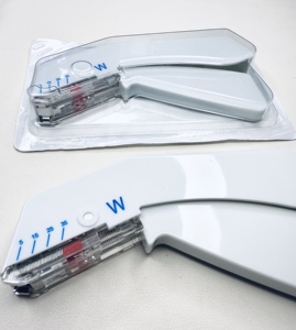 <span class=keywords><strong>Grapadora</strong></span> médica desechable <span class=keywords><strong>para</strong></span> la piel, removedor de <span class=keywords><strong>grapadora</strong></span> de piel de acero inoxidable quirúrgico de 35W <span class=keywords><strong>para</strong></span> cirugía - Product Image 4
