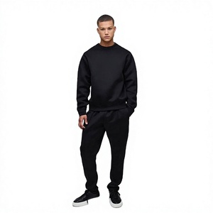 Sweat-shirt à col rond noir personnalisé pour homme et pantalon de jogging assorti, ensemble de survêtement OEM ODM, vêtements en gros - Product Image 1