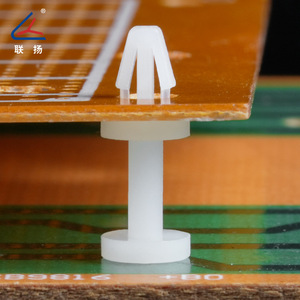 Soporte de Aislamiento Tipo Columna de Nylon de Cabezal Único Lianyang SPS para Aislamiento de Placas de PC 5-15mm - Product Image 3