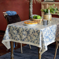 Nappe rectangulaire en polyester jacquard tissé, style nordique, multicolore, à motifs floraux, avec pompons, personnalisable en gros et écologique