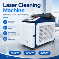 Machine de nettoyage au laser à fibre 1500W 2000W 3000W, nettoyeur laser portatif refroidi par eau pour l'élimination de l'huile et de la graisse, nettoyage de pièces