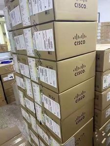 Commutateur réseau Internet géré Cisco C9300L-24P-4G-E 24 ports Ethernet PoE complet avec QoS et routage de couche 3 empilable - Product Image 6