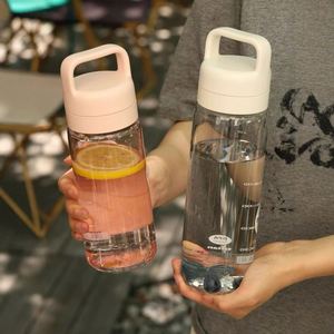 Bouteille d'eau de sport en plastique durable, plusieurs couleurs, avec bouchons à vis, pour un usage quotidien - Product Image 1