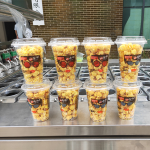 Machine de scellage de gobelets multifonction entièrement automatique pour chips de pommes de terre, frites, gobelets en plastique et en papier, machine de remplissage et de scellage de gobelets - Product Image 2