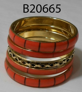 Brazaletes de latón de resina de estilo Vintage moderno, pulseras con dijes de moda de diseño único, regalos elegantes para fiestas de mujeres - Product Image 2