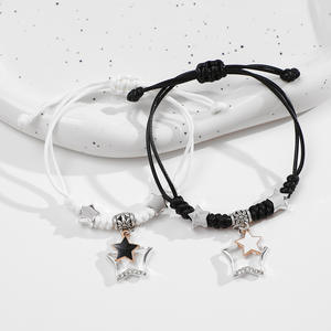 Pentagramme Tressé <span class=keywords><strong>Couple</strong></span> <span class=keywords><strong>Noir</strong></span> et Blanc Dessiner Bracelet Petite Amie <span class=keywords><strong>Couple</strong></span> Saint Valentin Cadeau D'anniversaire - Product Image 1