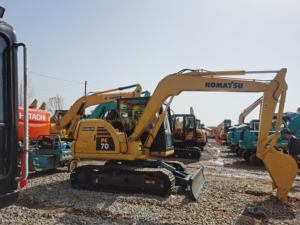 Excavadora de segunda mano, peso operativo de 6 toneladas con motor y motor como componentes principales, precio bajo - Product Image 6