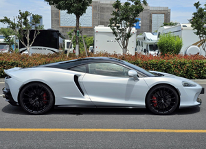 Auto de Lujo de <span class=keywords><strong>Segunda</strong></span> <span class=keywords><strong>Mano</strong></span>, Modelo 2023, <span class=keywords><strong>McLaren</strong></span> GT, 4.0 Turbo, Equipamiento Estándar, Volante a la Izquierda - Product Image 3