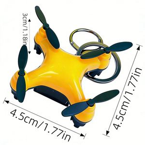 Porte-clés en PVC lumineux, nouvelle série créative de mini avions de dessin animé, avec logo personnalisé, petit cadeau pendentif pour sac à dos d'enfant et voiture, vente en gros - Product Image 3
