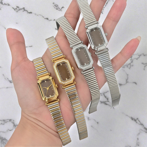 Montre à quartz pour femme High Beauty Fashion, boîtier en alliage, cristal saphir, diamants incrustés, bracelet rond de luxe, cadeau - Product Image 2