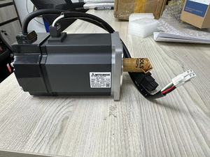 Servomoteur CA HC-KFE23 200w - Product Image 4