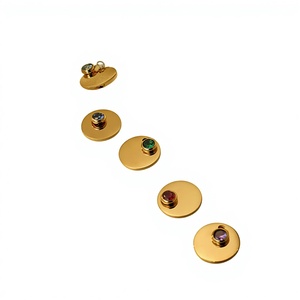 Collana con Ciondolo Vintage a Farfalla in Acciaio Inossidabile Placcato Oro con Specchio, Stile Europeo Americano, con Pietra Portafortuna, Personalizzabile con Nome Inciso al Laser - Product Image 4