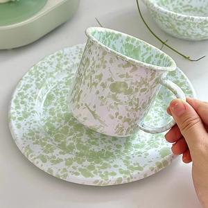 Batterie de cuisine de 8cm de haute qualité, vente en gros d'usine d'assiettes <span class=keywords><strong>et</strong></span> tasses en émail avec logo personnalisé pour les campeurs - Product Image 1