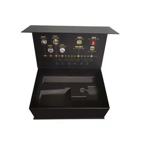 Scatola regalo magnetica nera con logo UV con logo nero pieghevole in cartone per imballaggio di lusso personalizzato prezzo all'ingrosso
