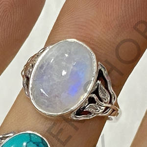 Anillo de plata de ley 925 con turquesa boho y piedra lunar arcoíris, diseño floral de hojas, unisex, para bodas y fiestas. - Product Image 2