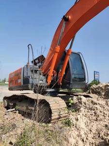 High Quality Used Hitachi ZX200-6 <b>for</b> <b>Sale</b> Shanghai City 20 Ton Operating <b>Weight</b> Engine Gearbox Core Other Models Available - Product Image 2