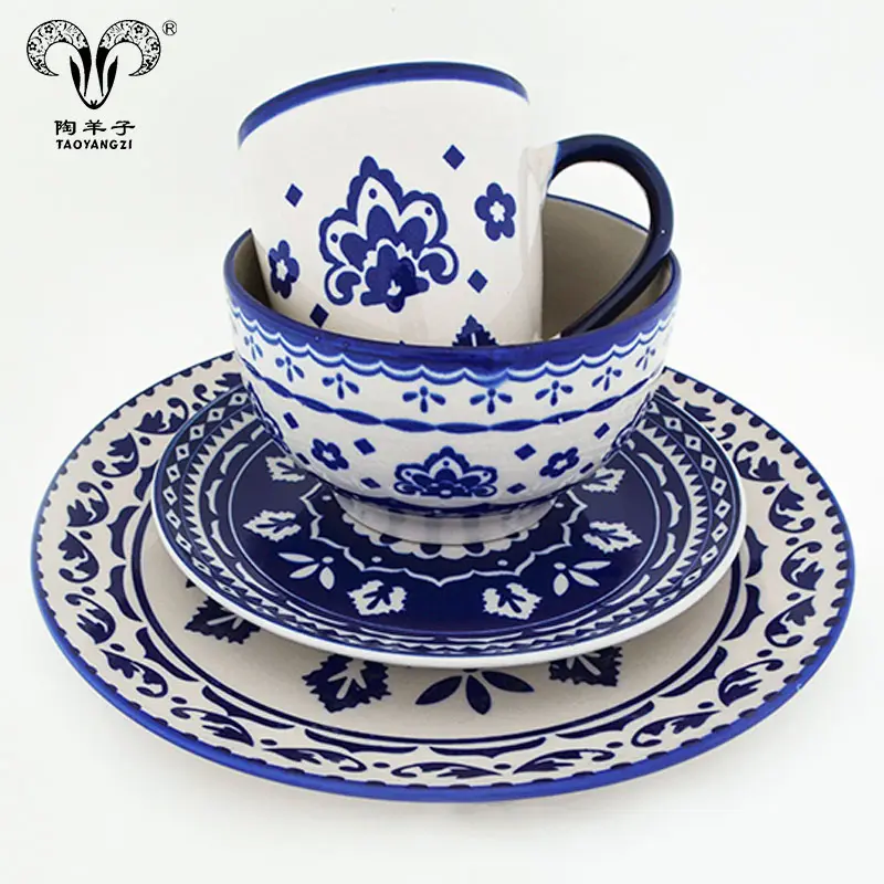 4 buah grosir Italia set alat makan keramik murah set peralatan makan porselen biru dan putih