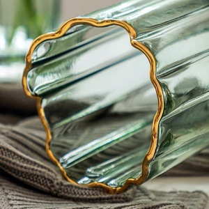 Grand <span class=keywords><strong>vase</strong></span> cylindrique droit avec motif glacier, <span class=keywords><strong>vase</strong></span> en verre au style luxueux et haut de gamme - Product Image 3