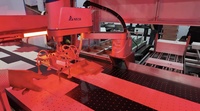 Machine d'alignement de boîtes rigides et étuis à couverture rigide à double positionnement Équipement automatique précis à haut rendement pour l'emballage de cadeaux