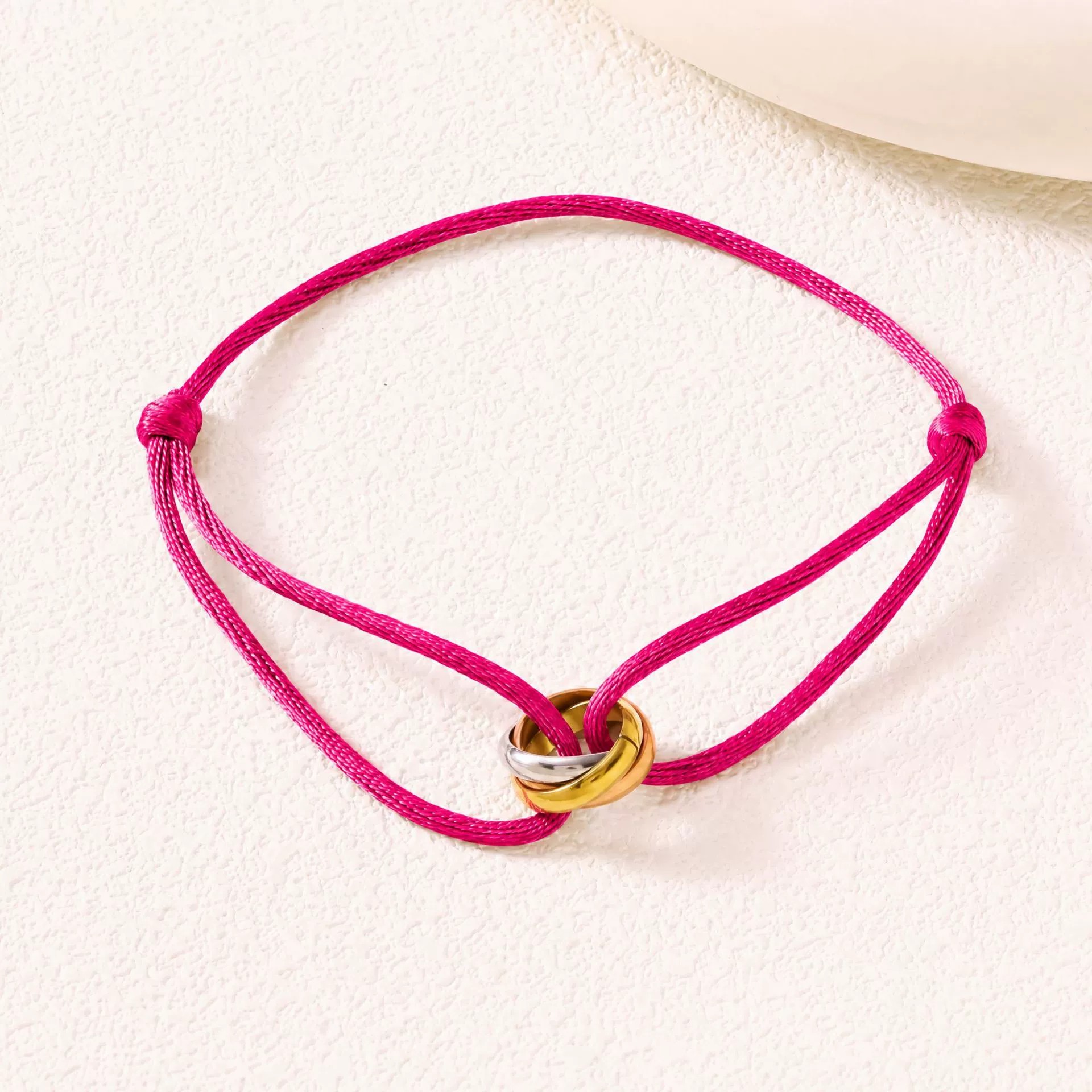 Rose vif + 3 cercles de couleurs