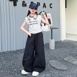 Ensemble 2 pièces cool pour adolescentes : T-shirt gris et noir à imprimé lettres + pantalon baggy noir et rose – Collection été 2026 - Product Image 6