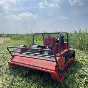 Robot tondeuse à fléaux industriel télécommandé à essence 1000 mm avec bac de ramassage 250L, antidérapant et anti-arrêt - Product Image 5