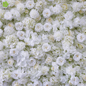 Decoración de Pared de Flores Artificiales Personalizada para Eventos en Centros Comerciales, 8 pies x 8 pies, Globos Blancos, Crisantemos, Hortensias, Rosas - Product Image 4