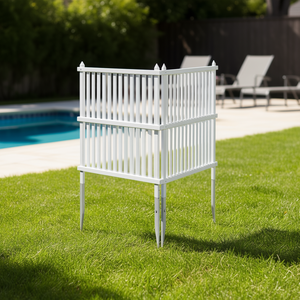 Paravent d'extérieur 36 x 45 en vinyle blanc pour climatiseur, avec piquets de fixation pour la protection des équipements de piscine - Product Image 2