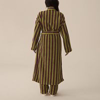 Peignoir long en polaire thermique pour femme, rayé, en peluche, chaud, épais, moelleux, surdimensionné, col en V, vêtement de détente