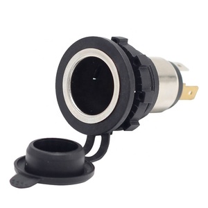 12V 10A 120W voiture allume-cigare prise adaptateur femelle chargeur - Product Image 1