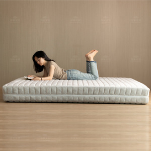 Matelas en latex naturel 1500x2000mm 1800x2000mm Fermeté moyenne Soutien orthopédique Design minimaliste Utilisation en chambre - Product Image 1
