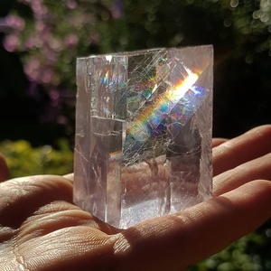 Cristal de Cuarzo Calcita Spar de Islandia Natural, Piedra en Bruto Tallada de Lujo, Cubo Arcoíris para Manualidades Decorativas - Product Image 4