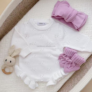 Mono de anuncio de nacimiento para bebé prematuro, de punto de algodón delicado, con volantes en las piernas, personalizado, color marfil, conjunto elástico suave - Product Image 5