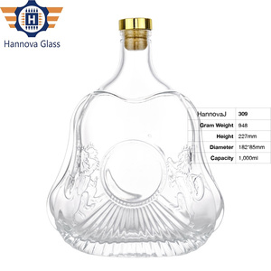 Bouteille en <span class=keywords><strong>verre</strong></span> en forme de gourde plate de 1 litre d'usine pour brandy XO de qualité supérieure avec motif gravé et bouchon doré - Product Image 2