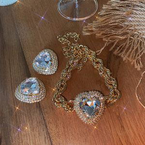 Kaimei 2022 Nuova <span class=keywords><strong>Collana</strong></span> con Diamanti a Forma di Cuore, <span class=keywords><strong>Collana</strong></span> Geometrica da Donna, Nuova <span class=keywords><strong>Collana</strong></span> a Catena Avvolgente, <span class=keywords><strong>Collana</strong></span> alla Moda con Ciondolo a Cuore, Collane Dorate - Product Image 4