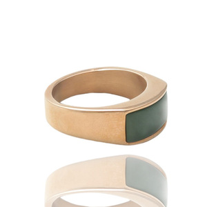 Bague pour homme en or avec pierre verte rectangulaire, sertie en clos, design géométrique, bijou tendance, cadeau - Product Image 4