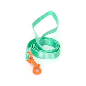 Cinghie in poliammide multicolore, confezione da 4 pezzi, resistenti e versatili, ideali per il fissaggio e l'organizzazione di oggetti. - Product Image 1