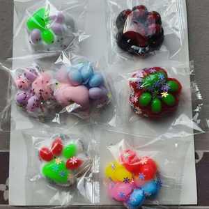 Juguetes calientes Unisex TPR para edades de 5 a 7 años, fabricantes que venden juguetes para apretar de descompresión con garra de gato de 7cm, caja de albóndigas empaquetada para - Product Image 6