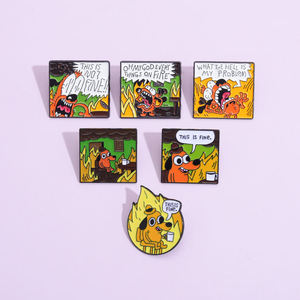 Spille Smaltate a Forma di Cane con Design Cartoon, Badge Divertenti 'This Is Fine' per Bambini - Product Image 1