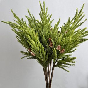 Branches d'arbre artificielles en plastique souple à <span class=keywords><strong>gros</strong></span> tige, à aiguilles de pin, avec <span class=keywords><strong>fruits</strong></span> en cône, pour décorations de Noël, extérieur et intérieur, vente chaude - Product Image 3