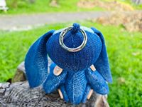 Porte-clés Lapin en Jean, Pendentif Lapin en Peluche à Longues Oreilles Fait Main, Breloque de Sac en Tissu Jean Vintage, Cadeau Porte-clés Animal en Jean