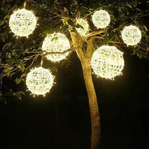 Großhandel Led Rattan Ball Licht Outdoor Regenschutz Ball Licht Landschaft Hang Tree Outdoor Bunte Lichter