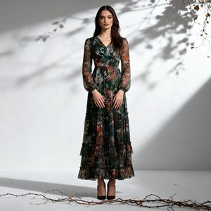 Robe Abaya élégante en polyester imprimé pour femmes musulmanes, fournisseur de vêtements de fête de luxe sur mesure en gros - Product Image 1