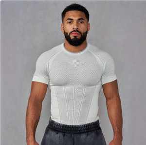 เสื้อผ้ากีฬาแขนสั้นผู้ชายทรงสลิมฟิตสไตล์อเมริกันรุ่นใหม่ แห้งเร็ว ยืดหยุ่นได้ เหมาะสำหรับออกกำลังกาย - Product Image 3