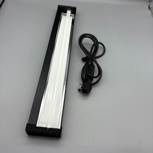 COLLESUN SPK-<span class=keywords><strong>UVB</strong></span> Kit di Illuminazione per Rettili con Lampada Fluorescente <span class=keywords><strong>UVB</strong></span> 8W/24W, Rettangolare, Ecologica, Ultra Sottile in Alluminio - Product Image 3